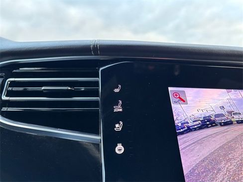 Used 2022 Jeep Wagoneer Series II w/ Premium Group I image 23