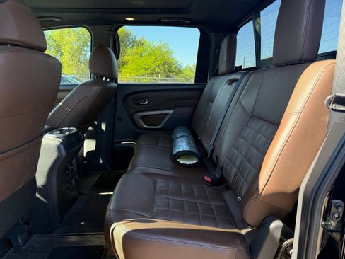 Used 2021 Nissan Titan Platinum Reserve w/ Moonroof Package AWD/4WD image 9