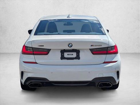 Used 2022 BMW M340i xDrive w/ Driving Assistance Package image 7