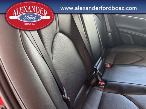 Used 2021 Toyota Camry XSE image 18