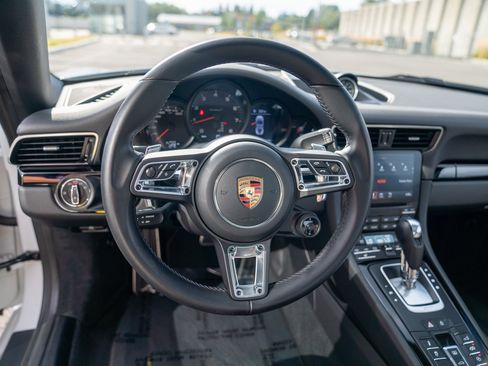 Certified 2019 Porsche 911 Carrera T RWD image 15