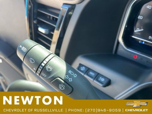 Used 2024 GMC Sierra 1500 AT4 w/ Technology Package AWD/4WD image 16