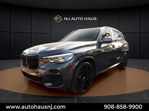 Used 2022 BMW X5 sDrive40i w/ M Sport Package RWD image 4