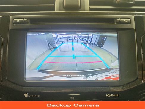 Used 2014 Toyota 4Runner Limited image 15