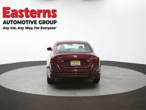 Used 2024 Nissan Altima 2.5 SV w/ SV Premium Package AWD/4WD image 37