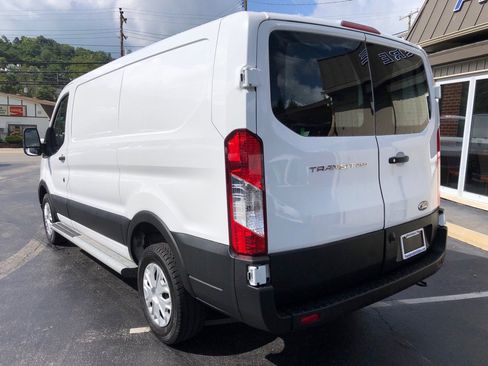 Used 2025 Ford Transit 250 Low Roof w/ Exterior Upgrade Package RWD image 4