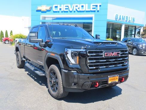 Used 2025 GMC Sierra 3500 AT4 w/ AT4 Preferred Package AWD/4WD image 1