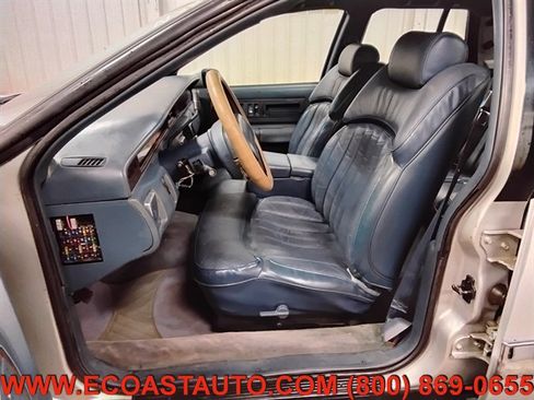 Used 1992 Buick Roadmaster Sedan RWD image 10