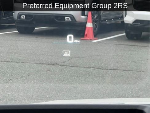 Used 2025 Chevrolet Equinox EV RS w/ Convenience Package II image 3