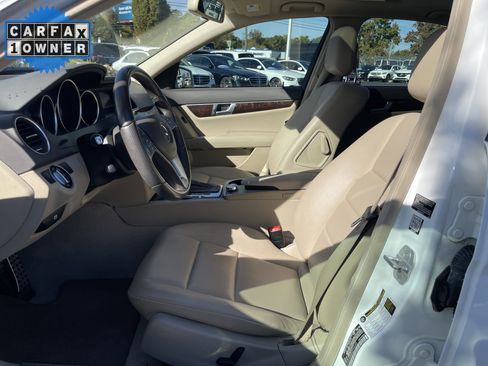 Used 2014 Mercedes-Benz C 250 Sedan image 16