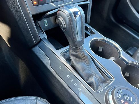 Used 2018 Ford Explorer XLT w/ Equipment Group 202A image 34