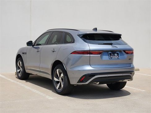 Used 2026 Jaguar F-PACE R-Dynamic S image 3