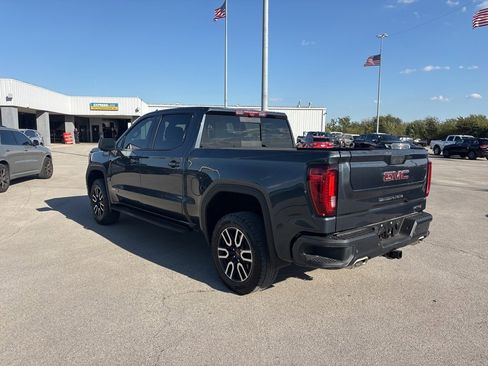 Used 2022 GMC Sierra 1500 AT4 w/ AT4 Premium Package image 6