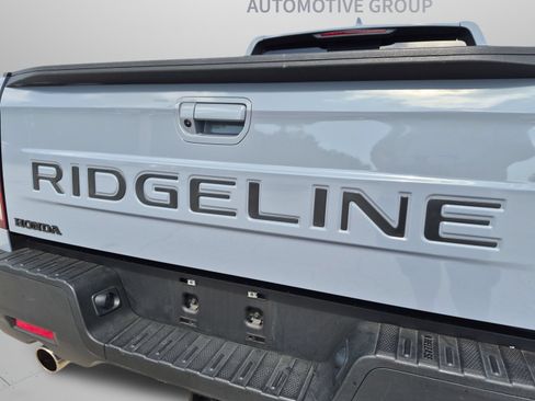 Certified 2025 Honda Ridgeline RTL+ image 32
