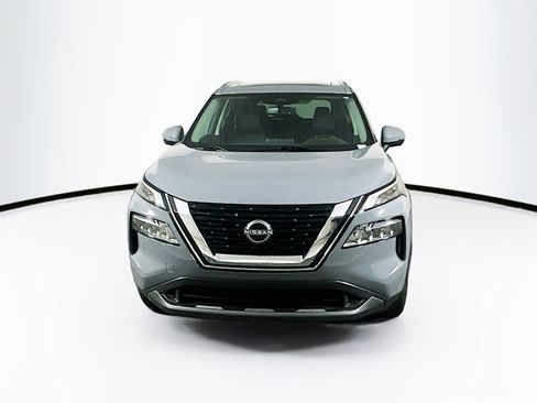 Used 2023 Nissan Rogue SL AWD/4WD image 2