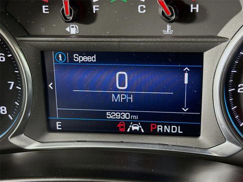 Used 2021 Chevrolet Equinox LT AWD/4WD image 2