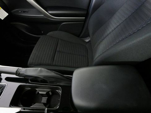 Used 2025 Mitsubishi Eclipse Cross ES image 28