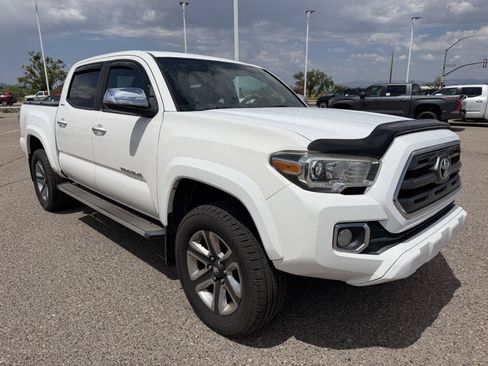 Used 2016 Toyota Tacoma Limited w/ Towing Package AWD/4WD image 7