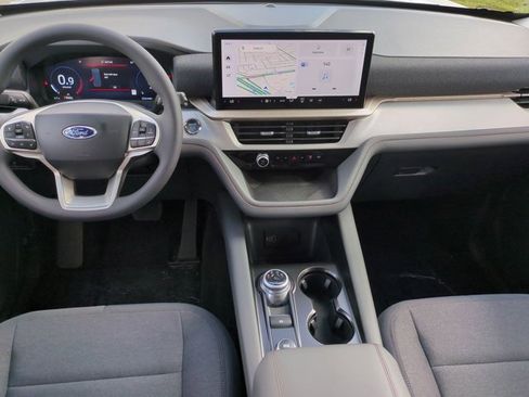 New 2026 Ford Explorer Active RWD image 15