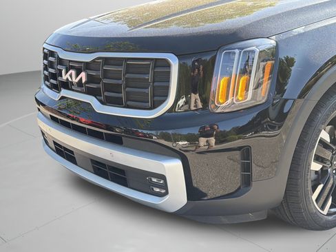 Certified 2024 Kia Telluride SX Prestige AWD/4WD image 40