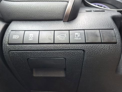 Used 2023 Toyota Camry LE image 25