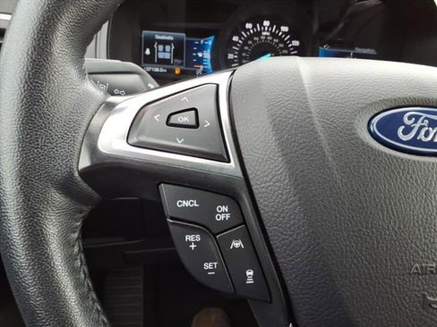 Certified 2024 Ford Edge SEL image 24