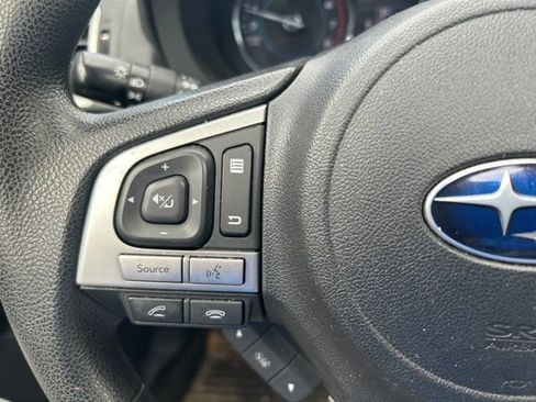 Used 2017 Subaru Forester 2.5i Premium AWD/4WD image 18