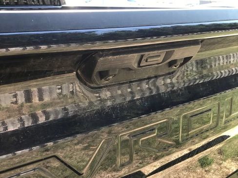 Certified 2024 Chevrolet Silverado 1500 LT AWD/4WD image 33
