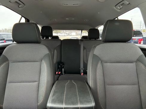 Used 2018 Chevrolet Traverse LS image 16