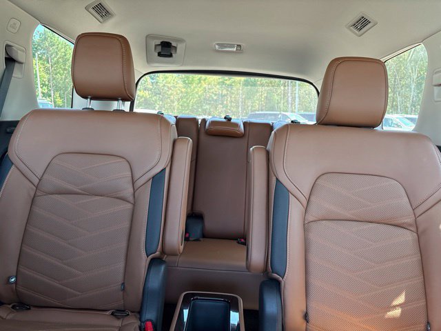 Used 2024 Nissan Pathfinder Platinum FWD image 10