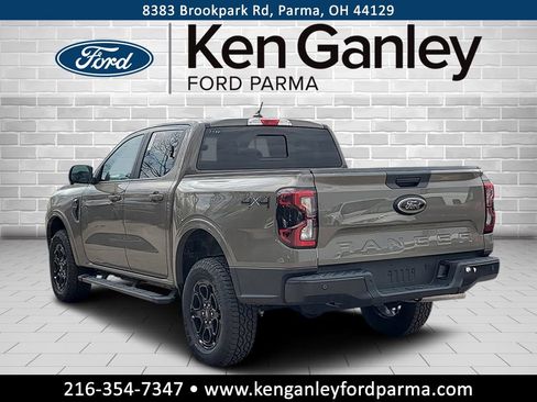 New 2025 Ford Ranger Lariat w/ Black Appearance Package image 7
