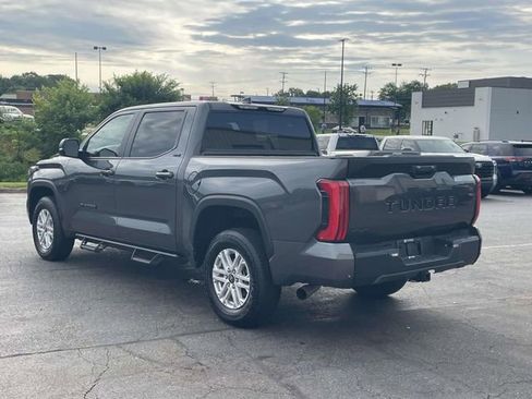 Used 2026 Toyota Tundra SR5 w/ SR5 Premium Package AWD/4WD image 9