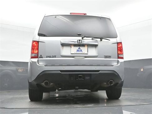 Used 2014 Honda Pilot Touring image 15