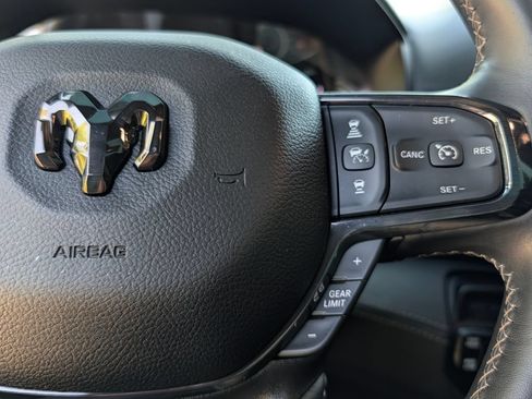 Used 2024 RAM 2500 Limited AWD/4WD image 35
