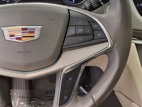 Certified 2022 Cadillac XT5 Premium Luxury image 29