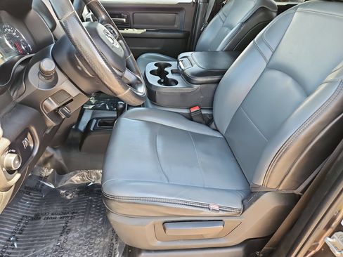 Used 2023 RAM 3500 Tradesman w/ Chrome Appearance Group AWD/4WD image 20