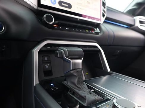 Used 2024 Toyota Tundra Platinum image 21