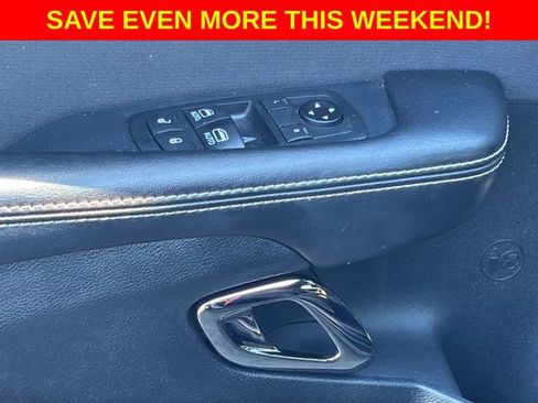 Used 2019 Dodge Challenger SRT Hellcat image 17