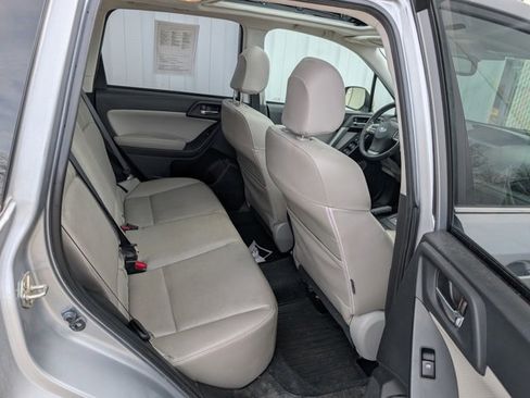 Used 2014 Subaru Forester 2.5i Limited image 17