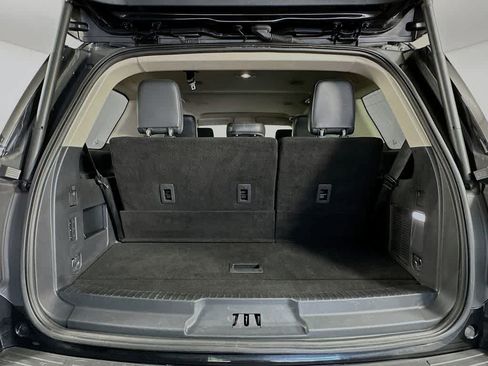 Certified 2024 Ford Expedition XLT RWD image 21