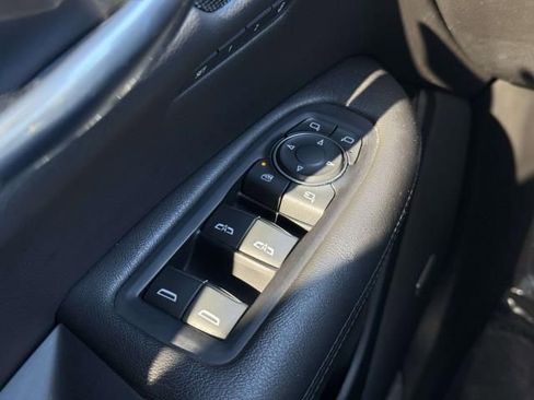 Used 2019 Cadillac XT5 Premium Luxury AWD/4WD image 21