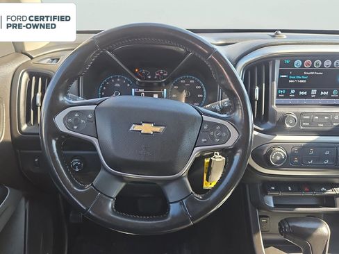 Used 2018 Chevrolet Colorado LT w/ Redline Special Edition AWD/4WD image 11
