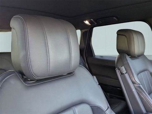 Used 2022 Land Rover Range Rover Sport HST image 42