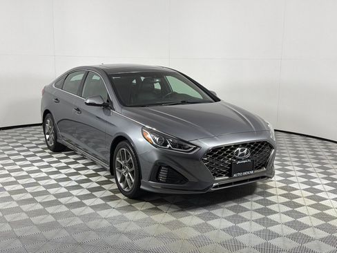 Used 2018 Hyundai Sonata Sport FWD image 3