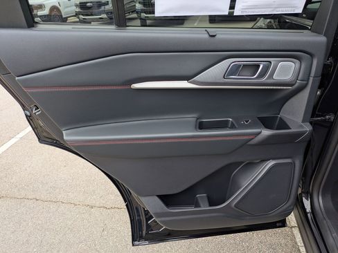 Certified 2025 Ford Explorer ST AWD/4WD image 31