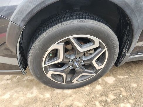 Used 2019 Subaru Crosstrek 2.0i Limited w/ Moonroof Package w/Navigation AWD/4WD image 8