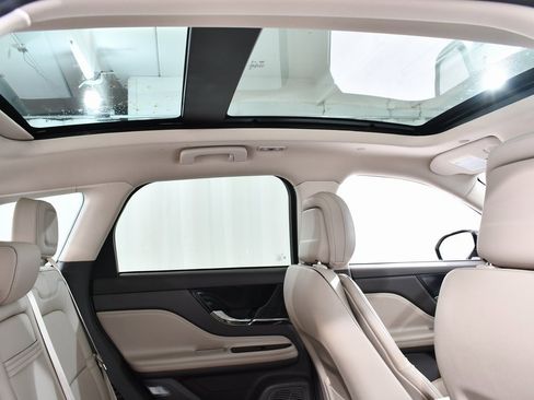 Used 2022 Lincoln Corsair Grand Touring w/ Elements Technology Bundle image 18