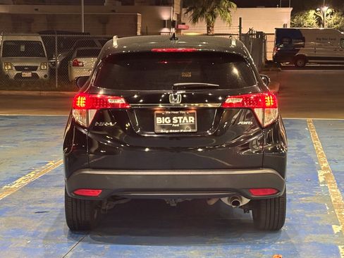 Used 2019 Honda HR-V EX image 5