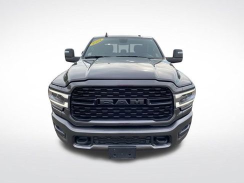 Used 2024 RAM 2500 Big Horn w/ Night Edition AWD/4WD image 11