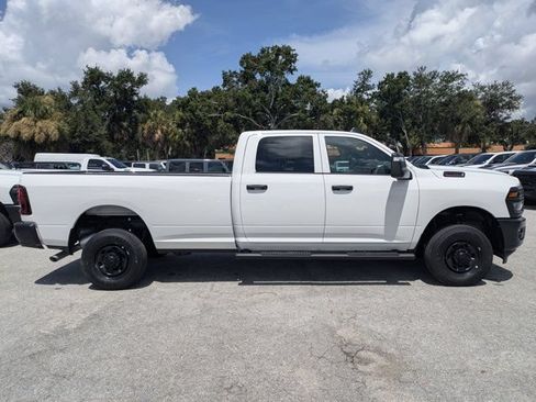 New 2026 RAM 2500 Tradesman AWD/4WD image 2